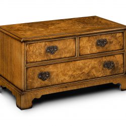 BTV000/90 FLAT FRONT TV/VIDEO BASE: Burr Walnut. W90cm/35in D46cm/18in H51cm/20in